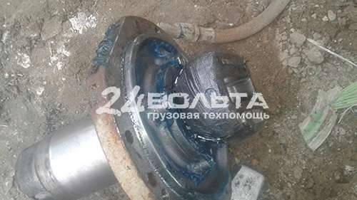 Замена ступичного подшипника на Камаз-5490